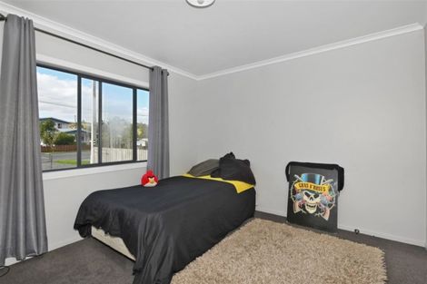 Photo of property in 51 Valley Road, Hikurangi, 0114