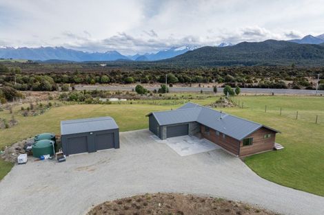 Photo of property in 877 Manapouri Te Anau Highway, Te Anau, 9679