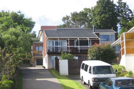 Photo of property in 1/95 Moore Street, Hillcrest, Auckland, 0627