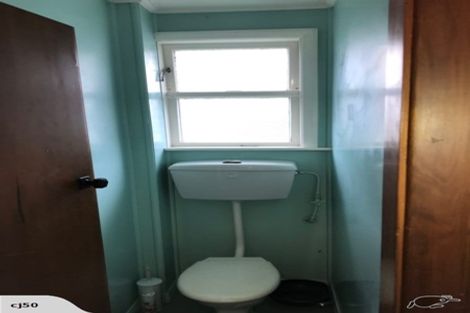 Photo of property in 19 Holland Crescent, Bulls, 4818