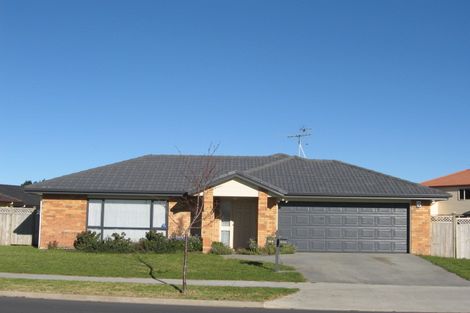 Photo of property in 184 Wattle Farm Road, Wattle Downs, Auckland, 2103