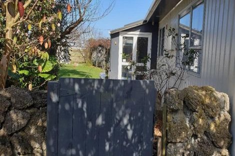 Photo of property in 41 Fookes Street, Waverley, 4510