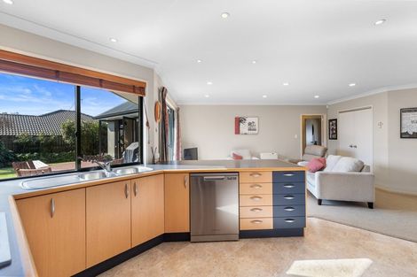 Photo of property in 40 Cranbrook Place, Rototuna North, Hamilton, 3210