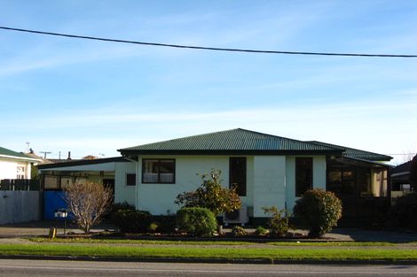 Photo of property in 18 Railway Esplanade, East Gore, Gore, 9710