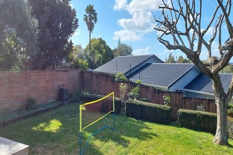 Photo of property in 45 Riverhills Avenue, Pakuranga Heights, Auckland, 2010