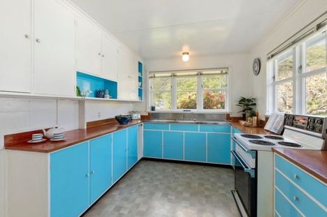 Photo of property in 165 Riverside Drive, Waiwhetu, Lower Hutt, 5010