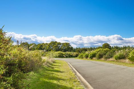 Photo of property in 28 Lacebark Drive, Kinloch, Taupo, 3377