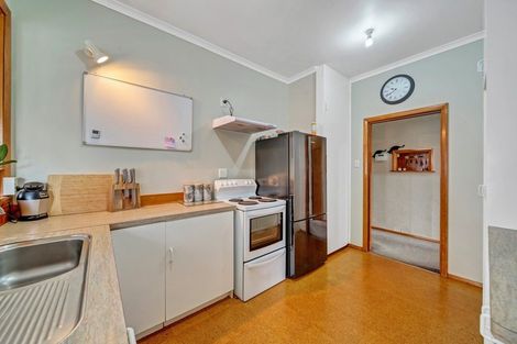 Photo of property in 4 Goodson Place, Hawera, 4610