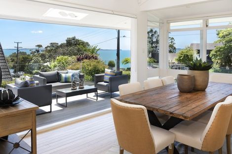 Photo of property in 144 Mellons Bay Road, Mellons Bay, Auckland, 2014