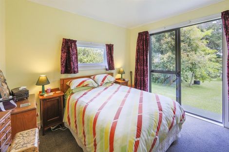 Photo of property in 617 Whakapirau Road, Whakapirau, Maungaturoto, 0583