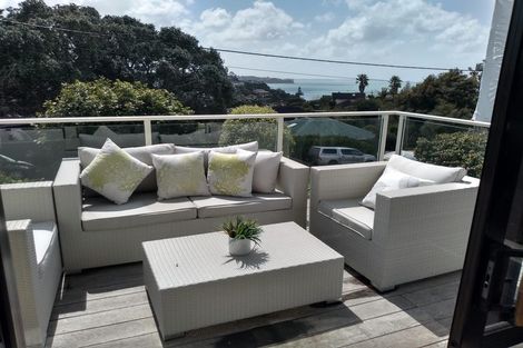 Photo of property in 1/13 Garadice Road, Rothesay Bay, Auckland, 0630