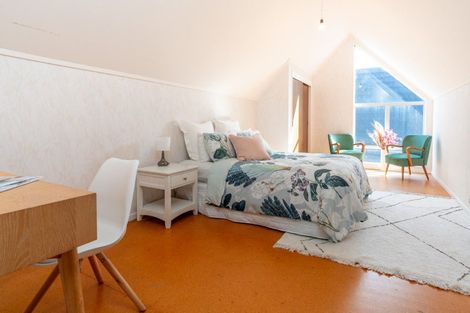 Photo of property in 48 Weka Street, Miramar, Wellington, 6022