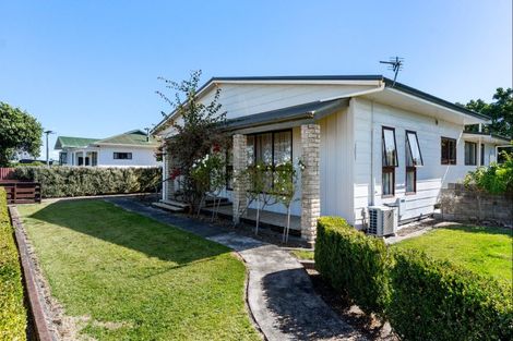 Photo of property in 15 Haldane Street, Elgin, Gisborne, 4010