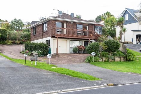 Photo of property in 1/51 Nigel Road, Browns Bay, Auckland, 0630