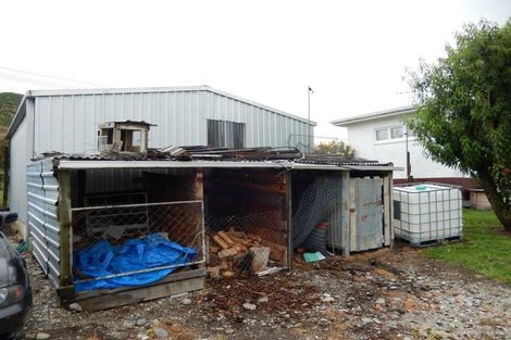 Photo of property in 98 Cheviot Street, Roxburgh, 9500