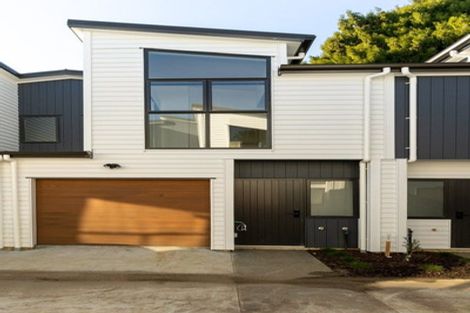 Photo of property in 12 Rangimarie Close, Opaheke, Papakura, 2113