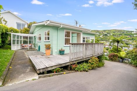 Photo of property in 14a Donald Crescent, Karori, Wellington, 6012