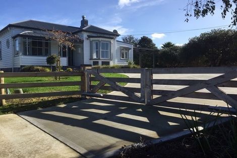 Photo of property in 19 Downer Access Road, Kaukapakapa, 0873