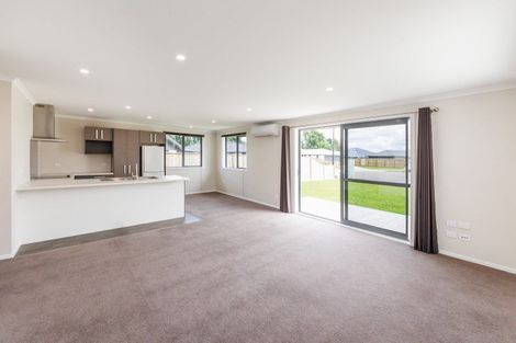 Photo of property in 35 Oldfield Lane, Marton, 4710