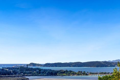 Photo of property in 10 Goffe Drive, Haruru, 0204