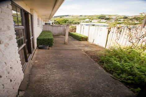 Photo of property in 45c Oxford Street, Tawa, Wellington, 5028