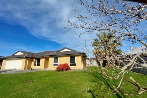 Photo of property in 10 Madison Street, Cambridge, 3434