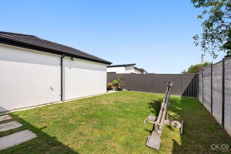 Photo of property in 38 Te Kaeaea Crescent, Wallaceville, Upper Hutt, 5018