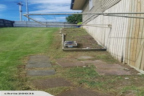 Photo of property in 320 Glenfield Road, Glenfield, Auckland, 0629