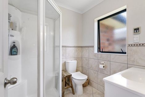 Photo of property in 15 Popata Close, Papamoa Beach, Papamoa, 3118