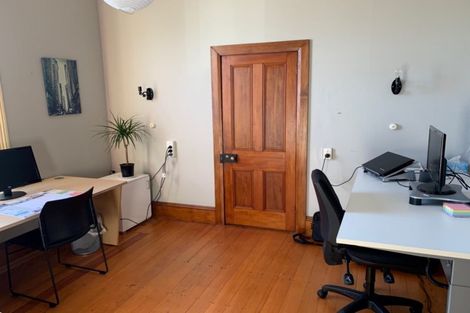 Photo of property in 46 Vivian Street, New Plymouth, 4310