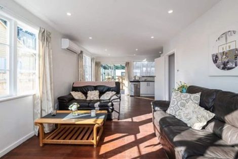 Photo of property in 220 Naenae Road, Naenae, Lower Hutt, 5011