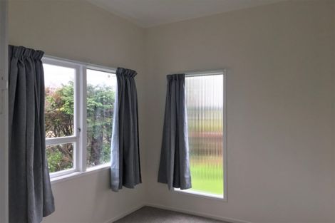 Photo of property in 23 Carlisle Road, Torbay, Auckland, 0630