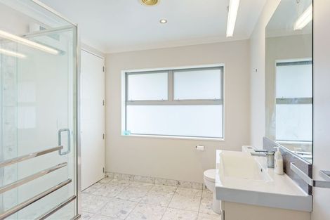 Photo of property in 9 Otupoa Way, Paraparaumu, 5032