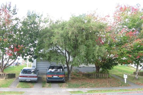 Photo of property in 20 Speargrass Grove, Timberlea, Upper Hutt, 5018