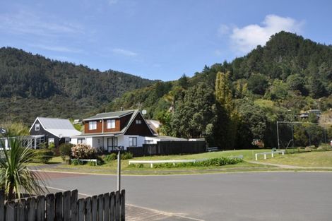Photo of property in 6a Campbell Court, Pauanui, Hikuai, 3579