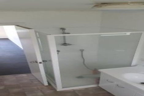 Photo of property in 2/73a Russell Road, Manurewa, Auckland, 2102