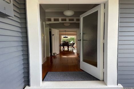 Photo of property in 24 Amaru Road, One Tree Hill, Auckland, 1061