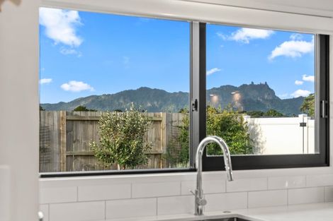 Photo of property in 4 Te Taniwha Road, One Tree Point, 0118