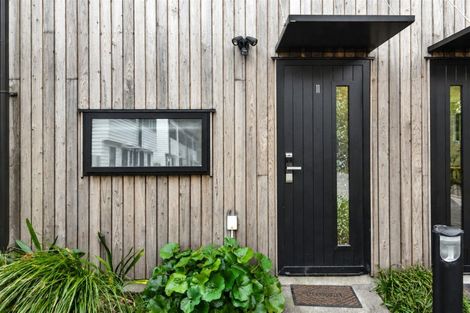 Photo of property in 11/63 Hillcrest Avenue, Hillcrest, Auckland, 0627
