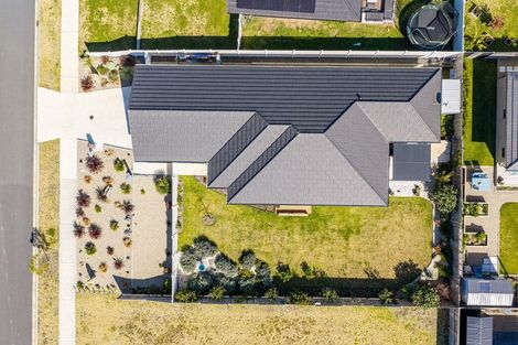 Photo of property in 4 Te Taniwha Road, One Tree Point, 0118