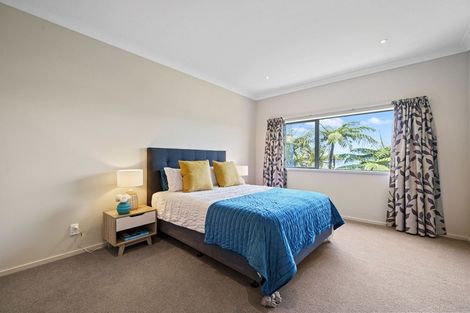 Photo of property in 34 Arahiwi Grove, Tirohanga, Lower Hutt, 5010