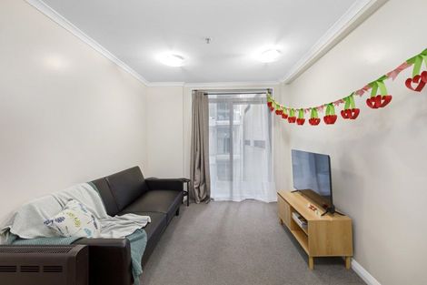 Photo of property in Monvie Apartments, 212/15 Holland Street, Te Aro, Wellington, 6011