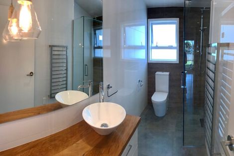 Photo of property in 10b Rogers Avenue, Eastern Beach, Auckland, 2012