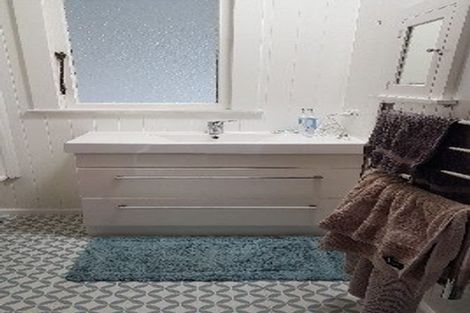 Photo of property in 25 Hammond Road, Taradale, Napier, 4112