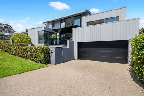 Photo of property in 1/58 The Parade, Bucklands Beach, Auckland, 2012