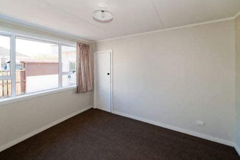 Photo of property in 9 Wilmot Street, Northcote, Christchurch, 8052