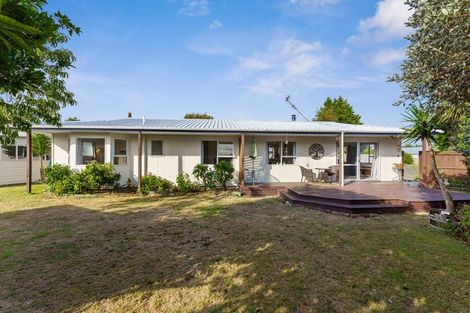 Photo of property in 14 Rodney Grove, Paraparaumu, 5032