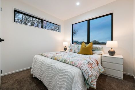 Photo of property in 21f Laura Street, Kelston, Auckland, 0602