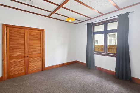 Photo of property in 24 Milverton Avenue, Hokowhitu, Palmerston North, 4410