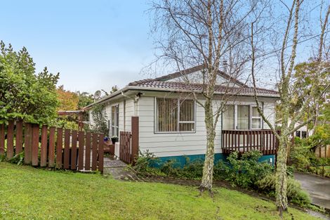 Photo of property in 24 Ellice Road, Totara Vale, Auckland, 0629